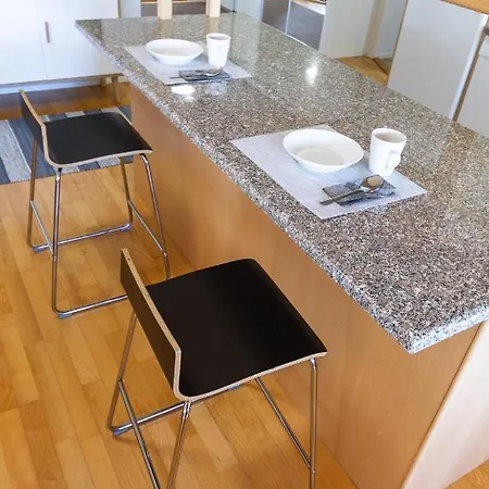 Nord Riverside Villa *