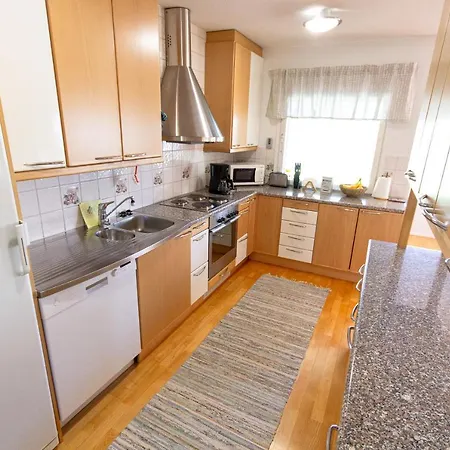 Nord Riverside Villa *